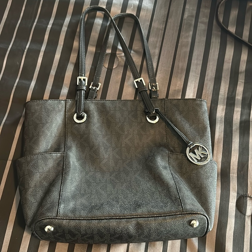 Michael Kors medium purse